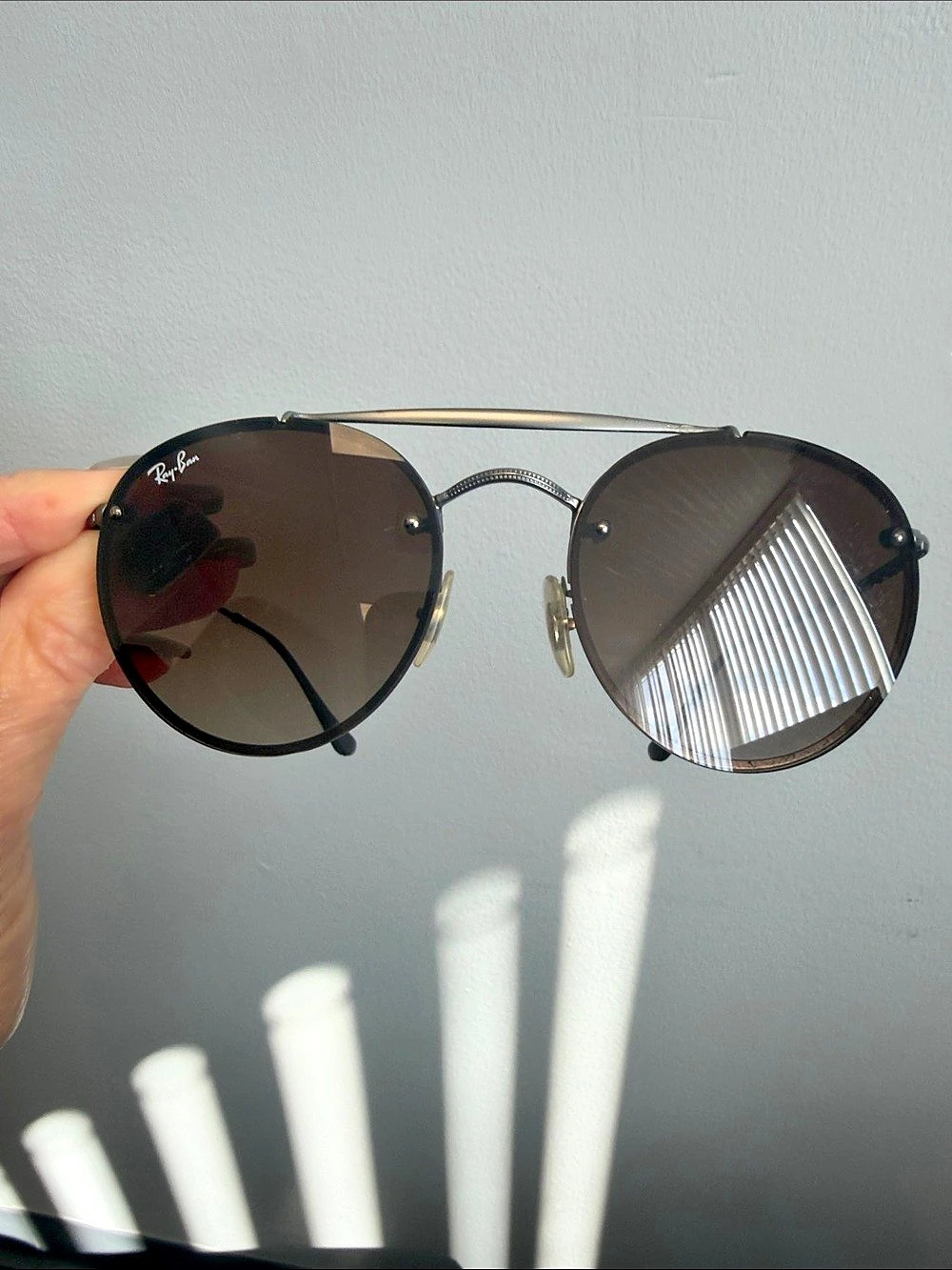 Ray-Ban Round Double Bridge Round Black & Brown Sunglasses